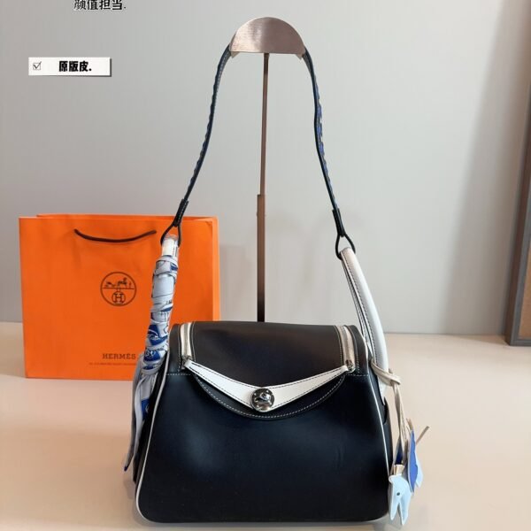 Hermes Lindy03