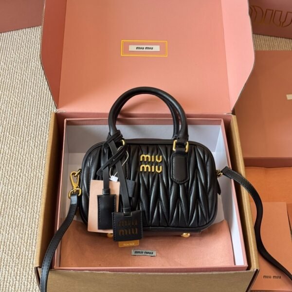 Miu Miu  Arcadie