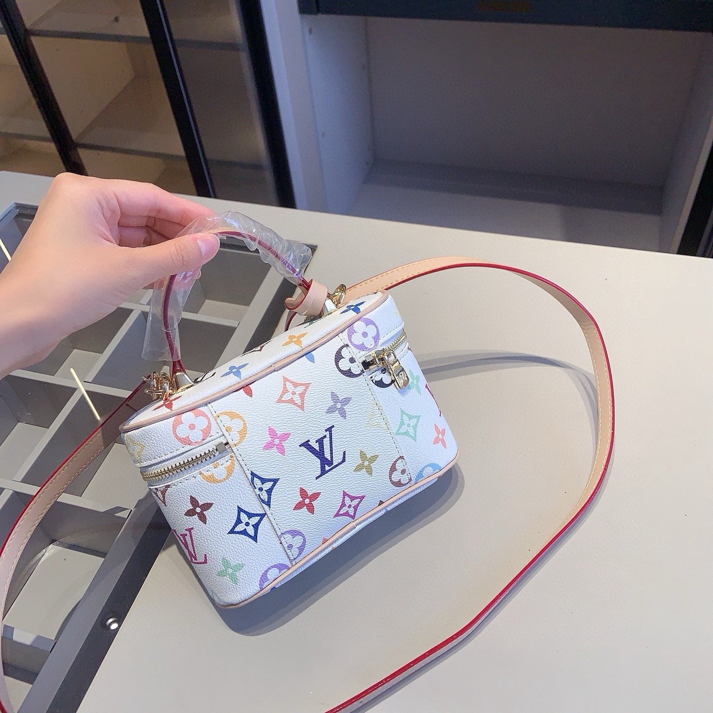 0c8b594121bd10061b389d0cdabda09