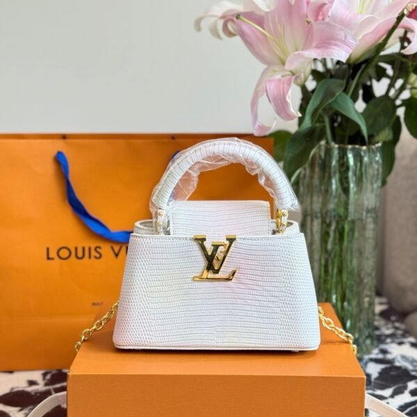 LV Capucines 20cm