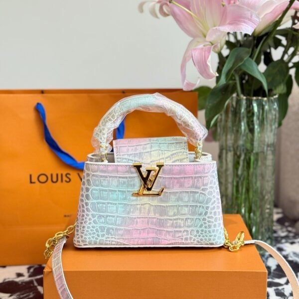 LV Capucines 20cm