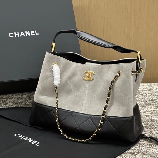 Chanel Hobo 35cm