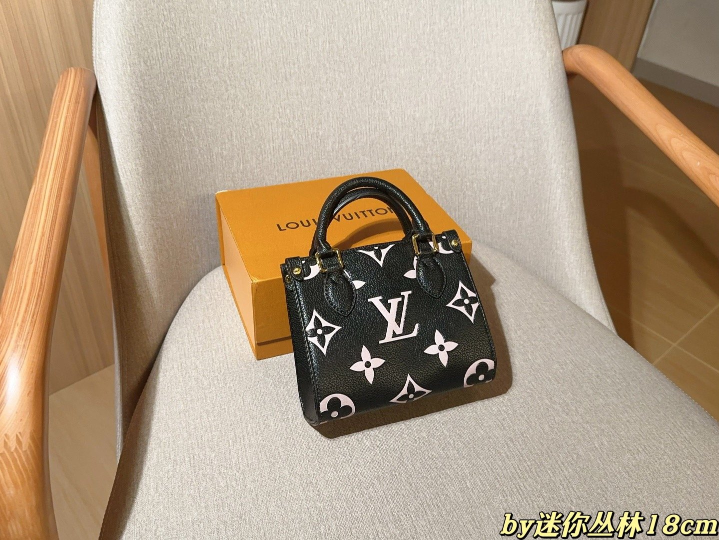 a6f3125f5caff4dbe6ca27f95e2ab26