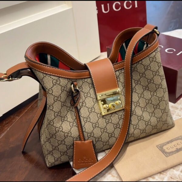 Gucci Padlock MM 29cm*23cm