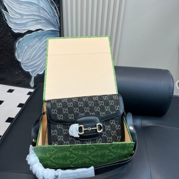 Gucci Dionysus shoulder bag MM 25cm