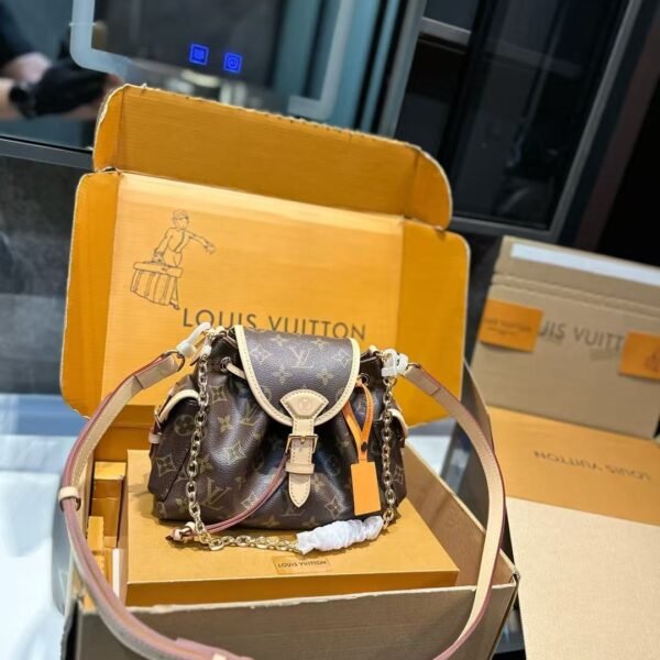 LV  Odyssee 23cm*17cm