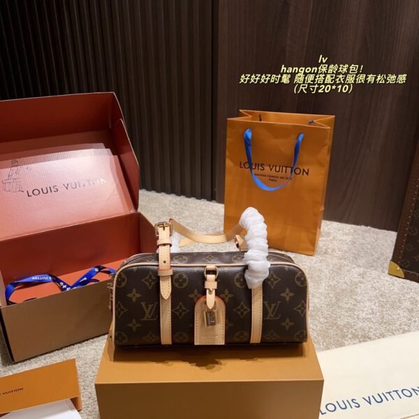 LV  Hangon 26cm*11cm